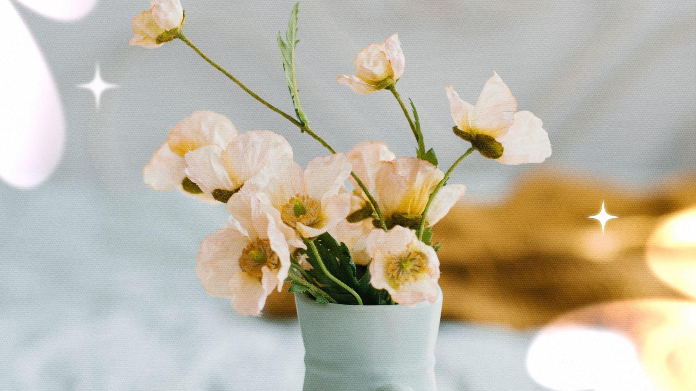 How long do poppies last in a vase?