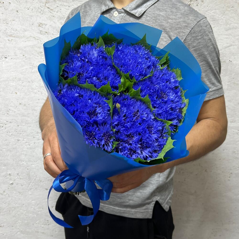Синий в синем
