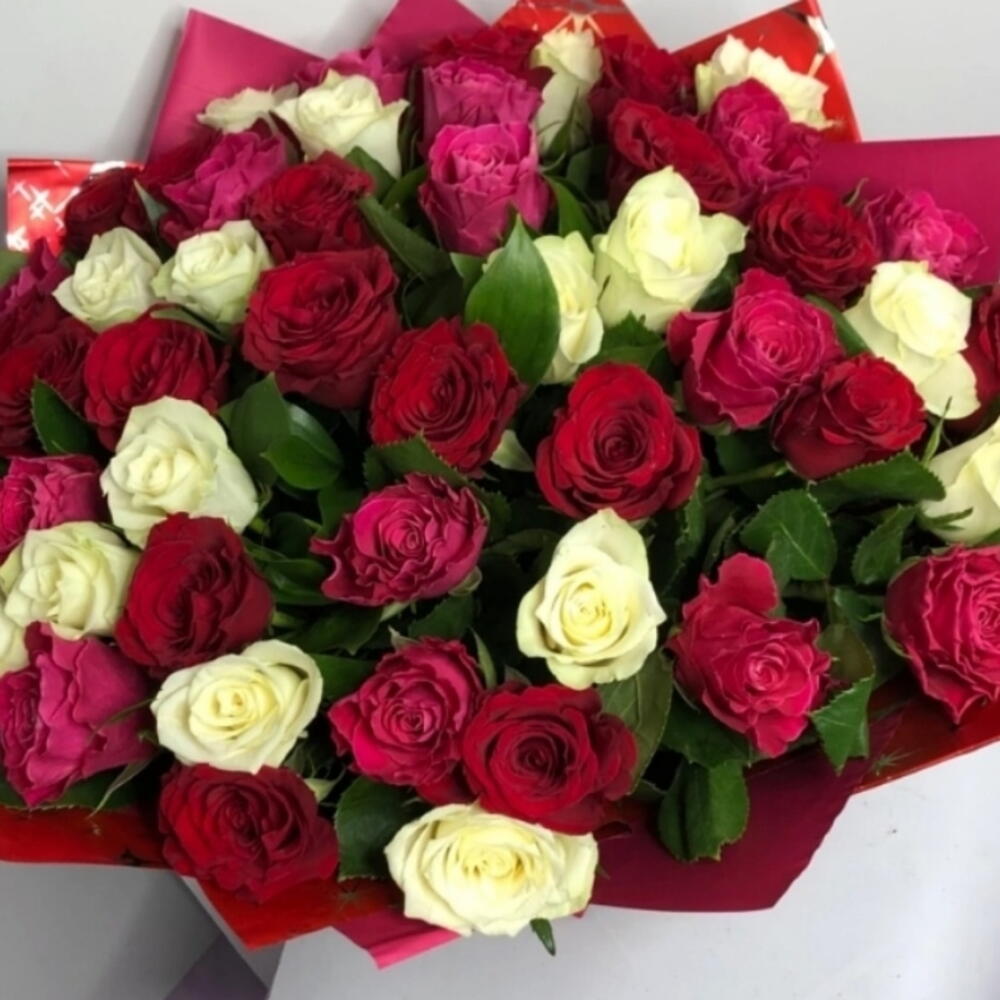 Микс Кения  51 роза