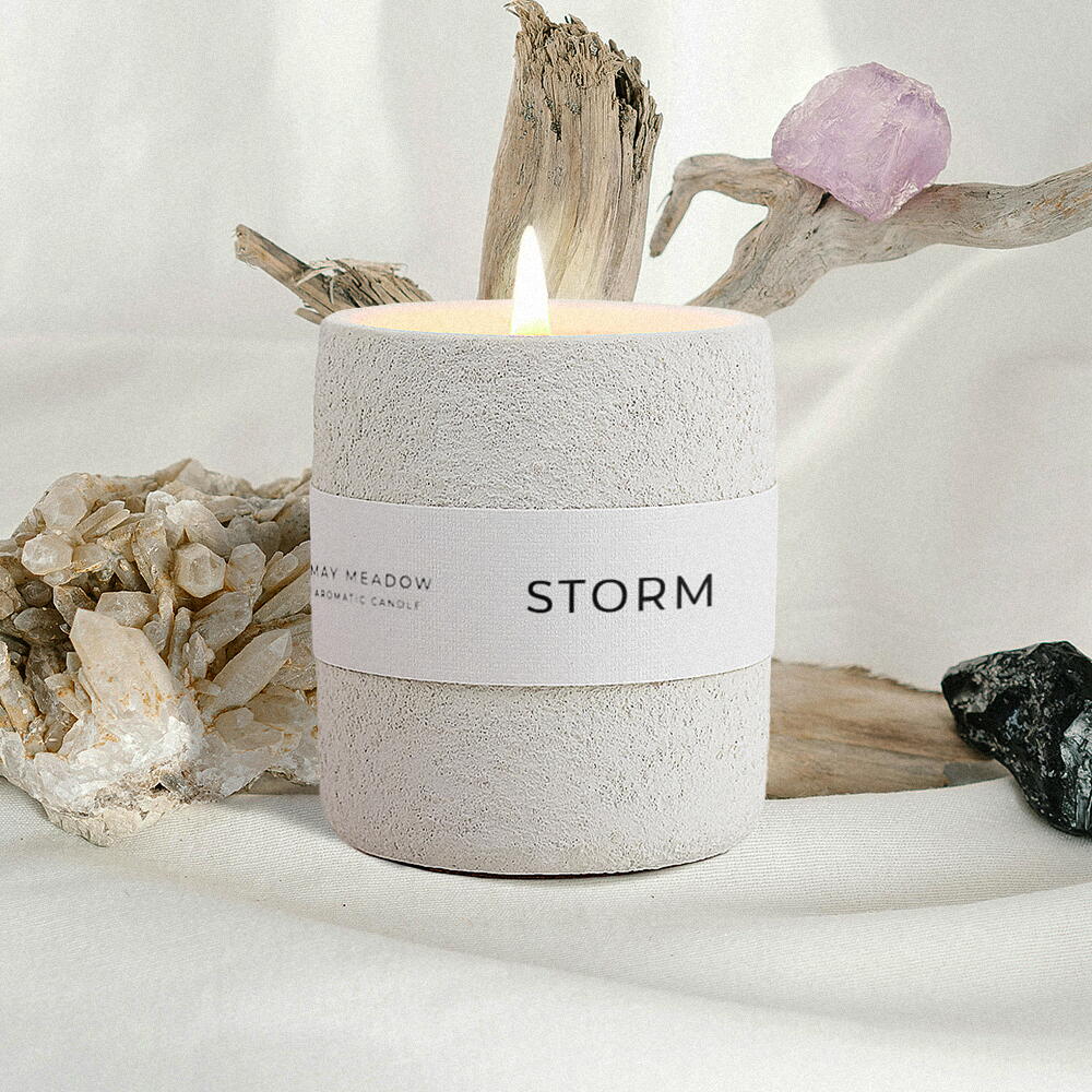 Подарочный набор Storm May Meadow. Cпа-кубы для ванны (2х150 г) и ароматическая свеча 150 мл