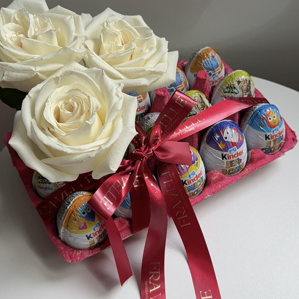 Композиция kinder с цветами розами 3 шт