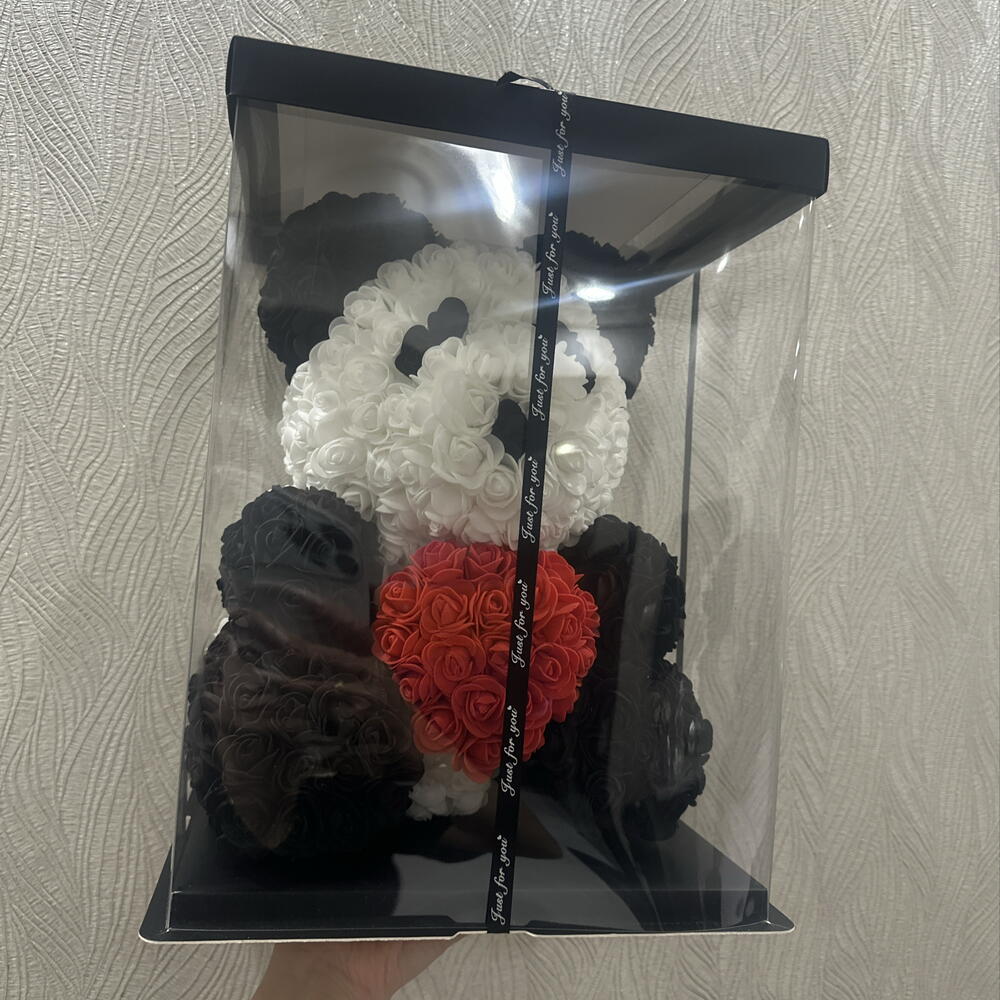 Панда в коробке