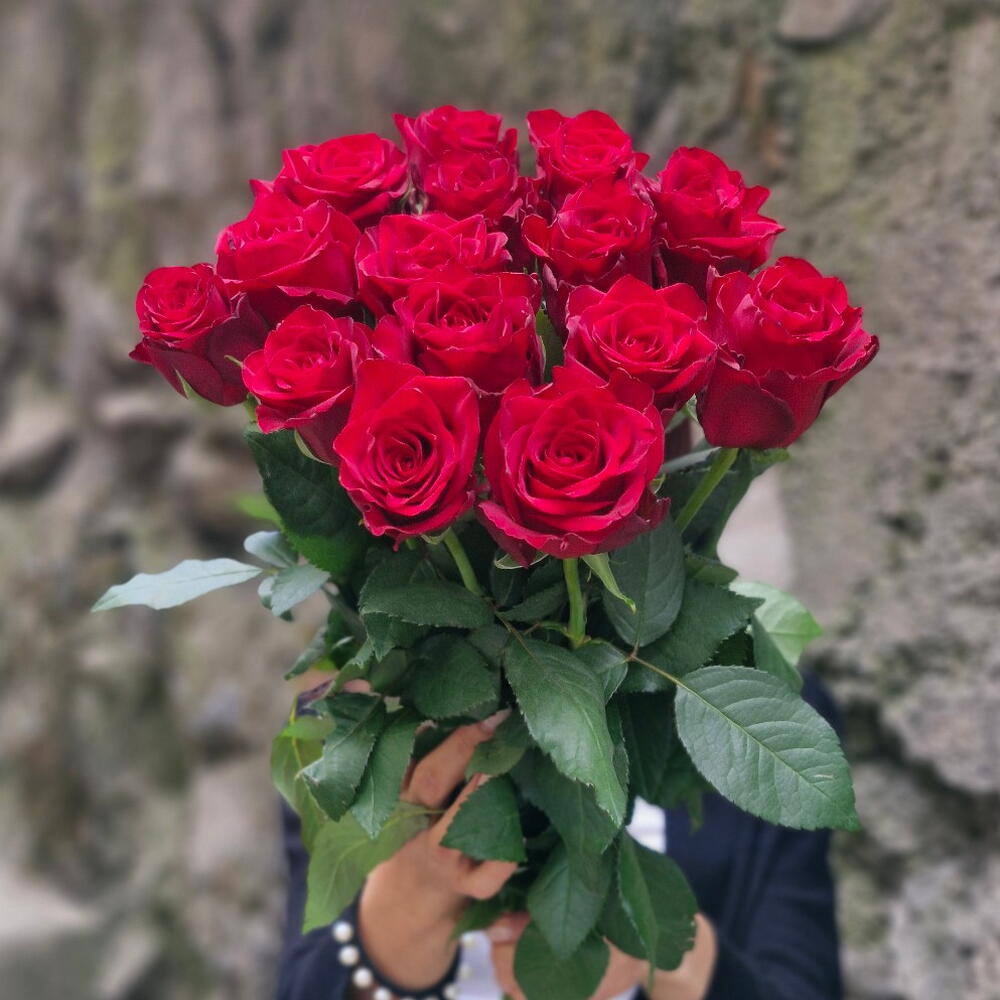 RED NAOMI 70