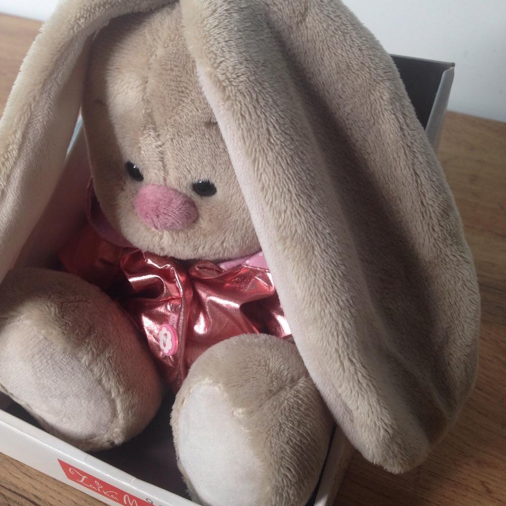 Bunny in gold