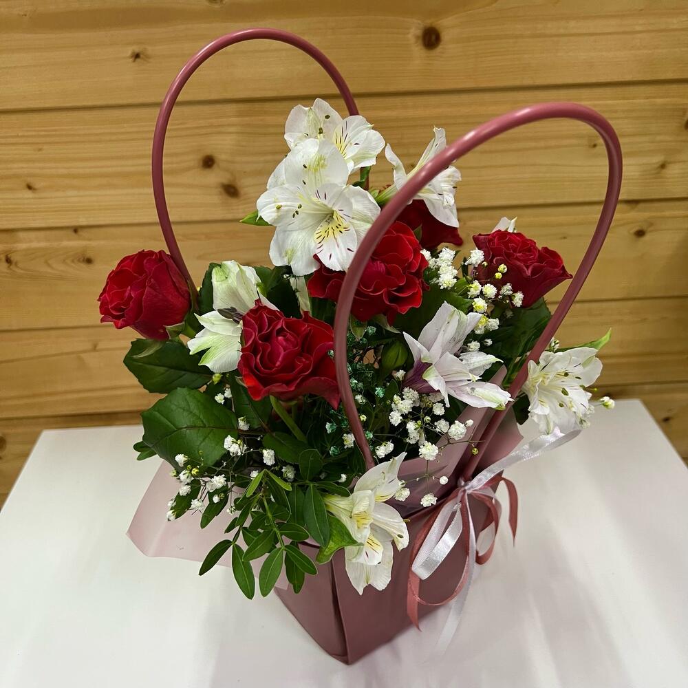 Цветы в сумочке М темно красный