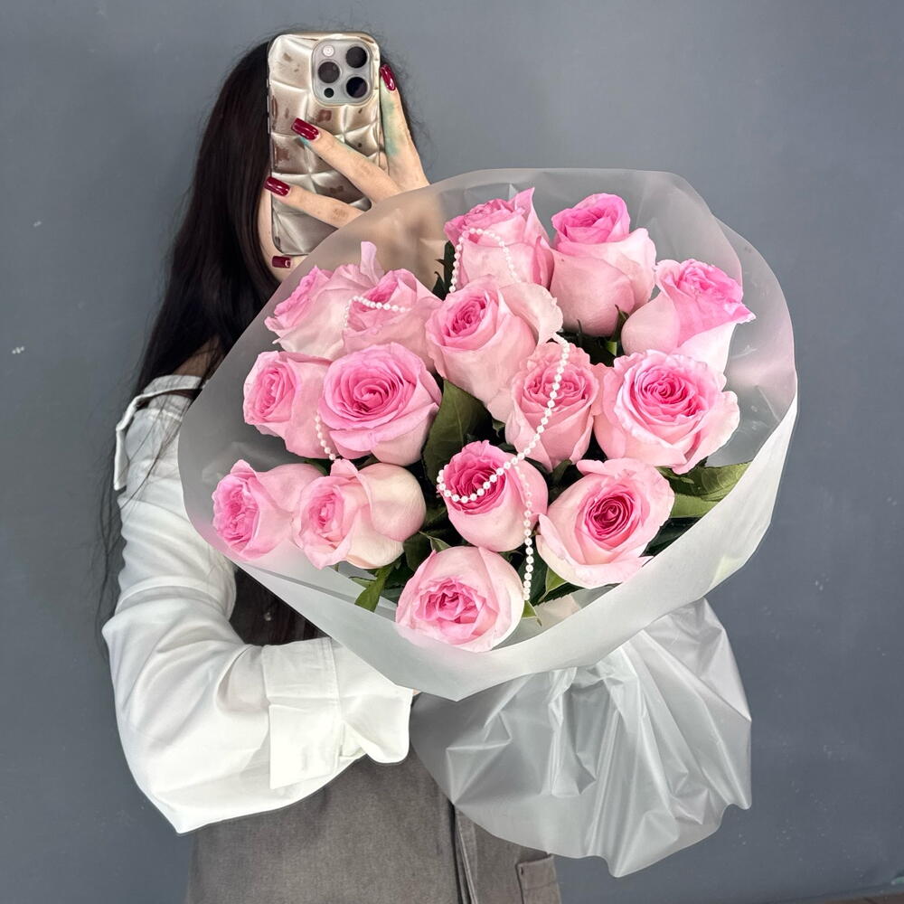 Монобукет💕 с пионовидной розой Мандала 15 штук с бусами