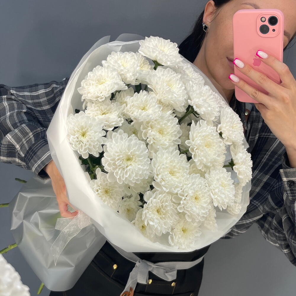 Белоснежное моно из 7 кустовых хризантем