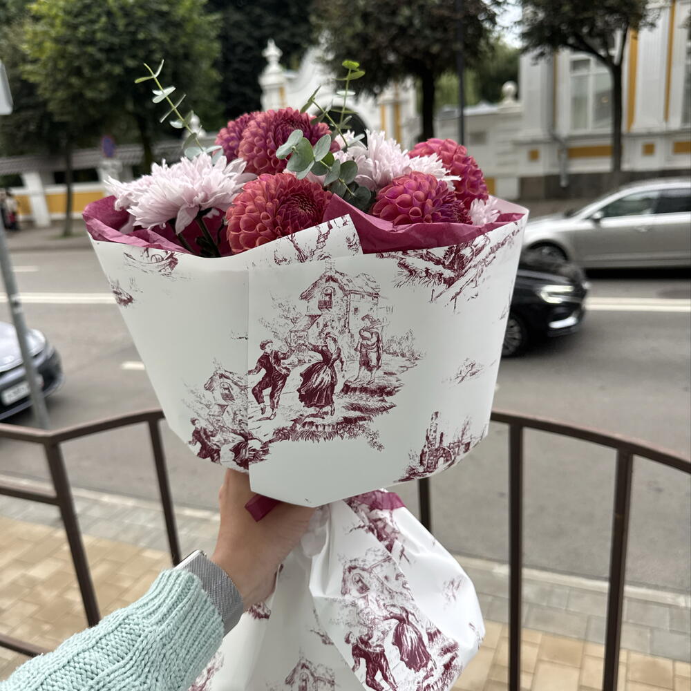 Черничный круассан
