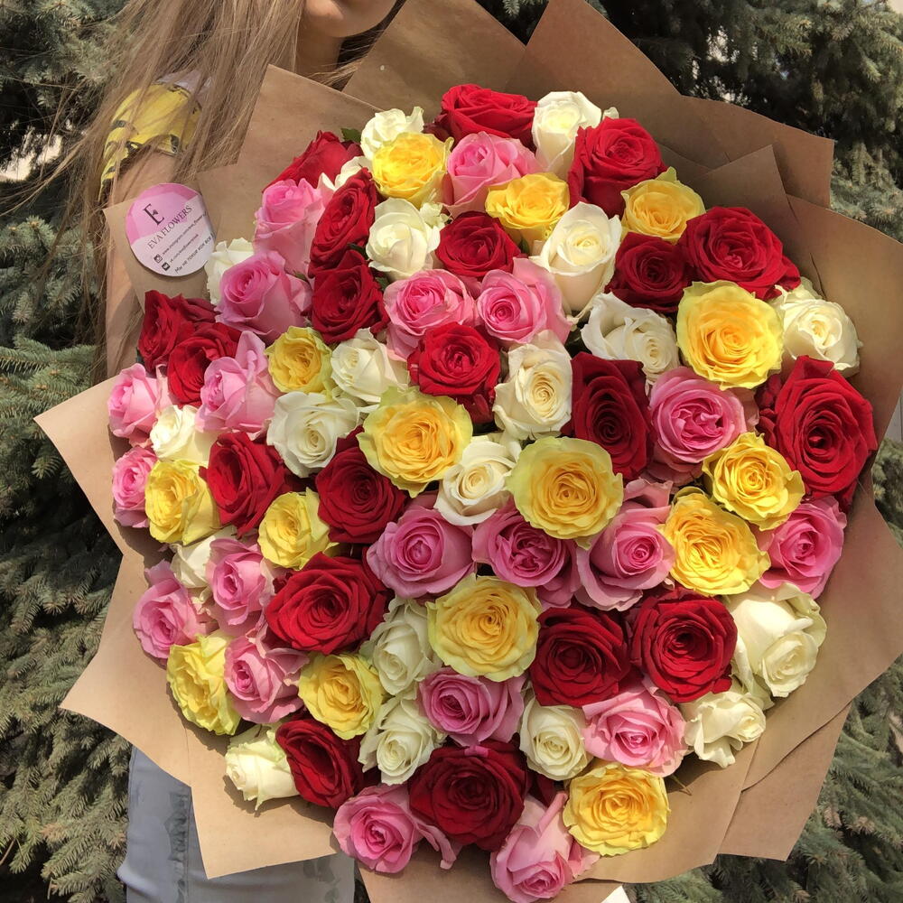Микс ярких роз