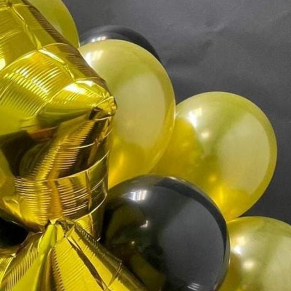 Шикарный фонтан из 13 шаров