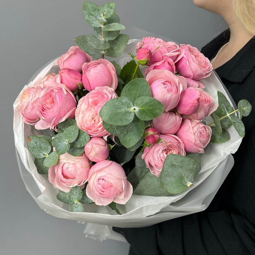 Кустовые розы Пионки с эвкалиптом 🌸