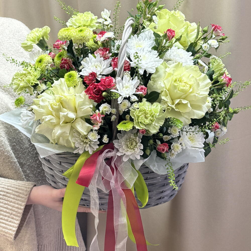 Корзина с цветами 327