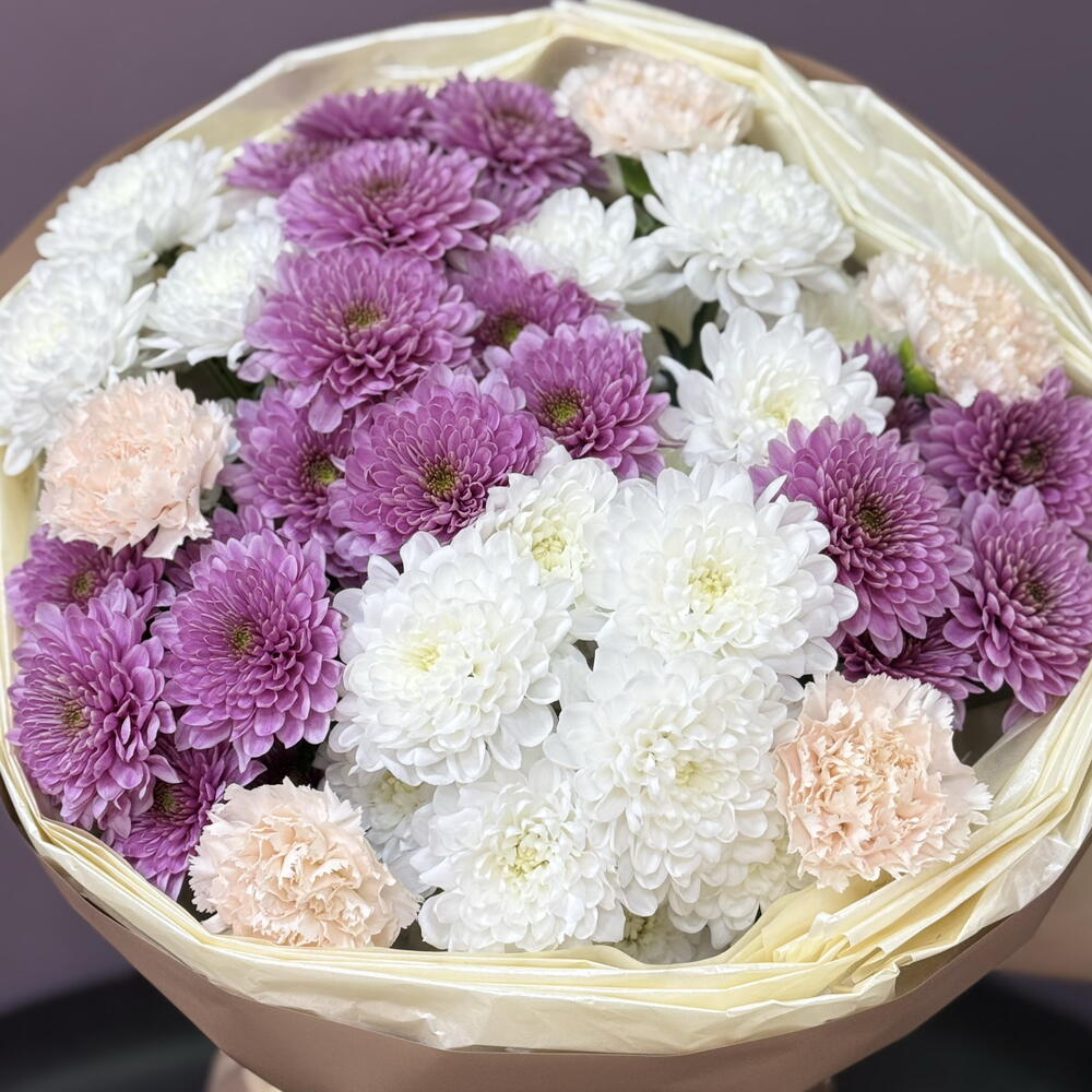 Букет сборный «Ягодный крем» 🌷