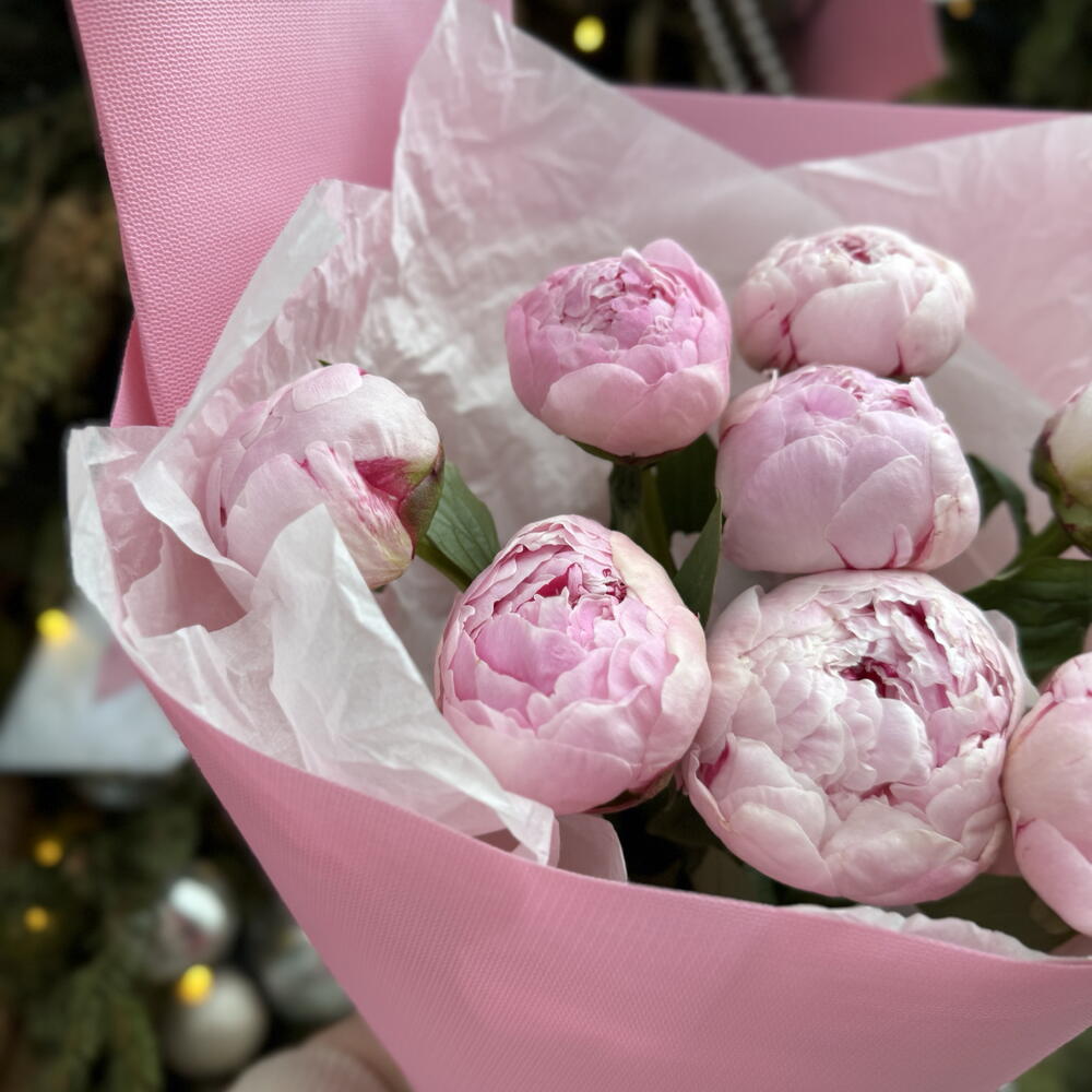 Букет из 9 пионов 🌷