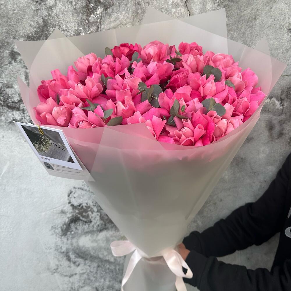 Bouquet di rose (varietà alfolof)