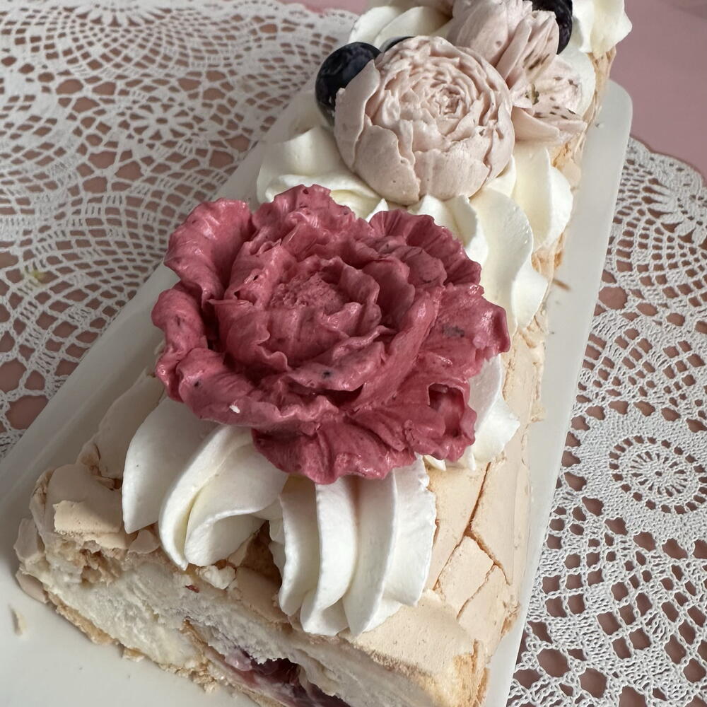Меренговый рулет