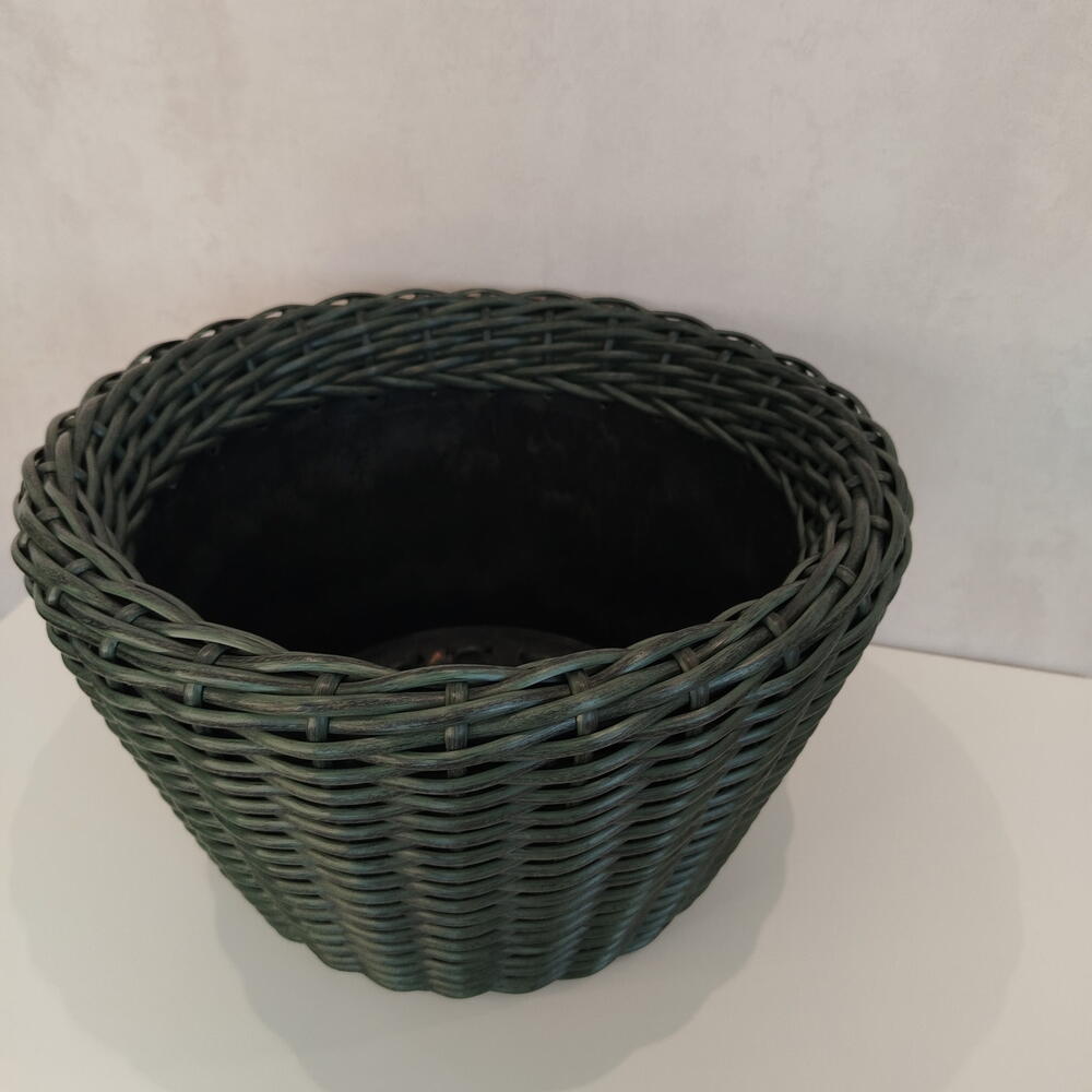 Кашпо 16 л из ротанга