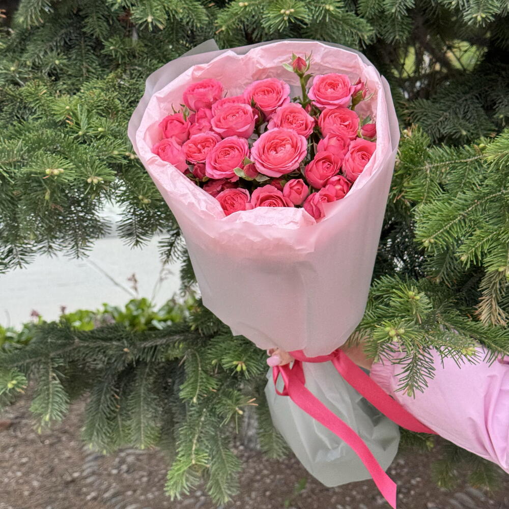 Букет из 3 кустовых роз Принцесса