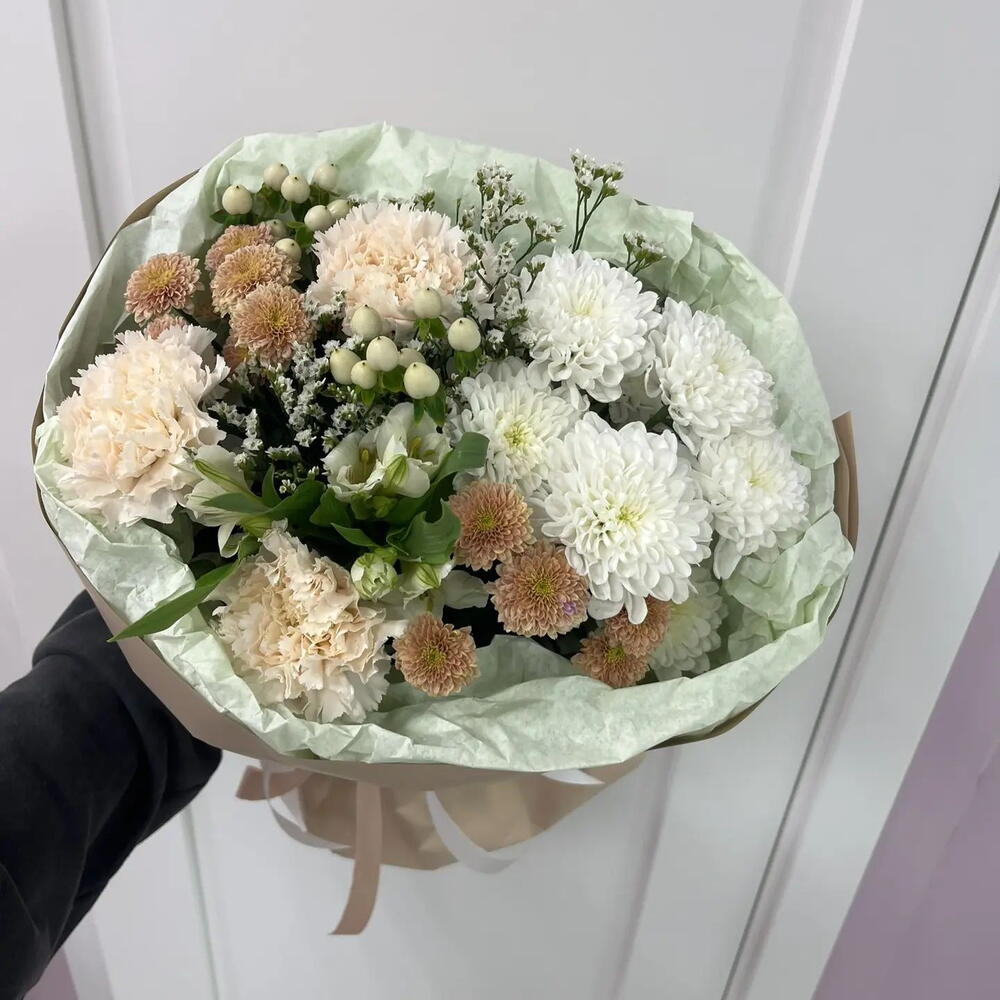 Букет в кремовых оттенках