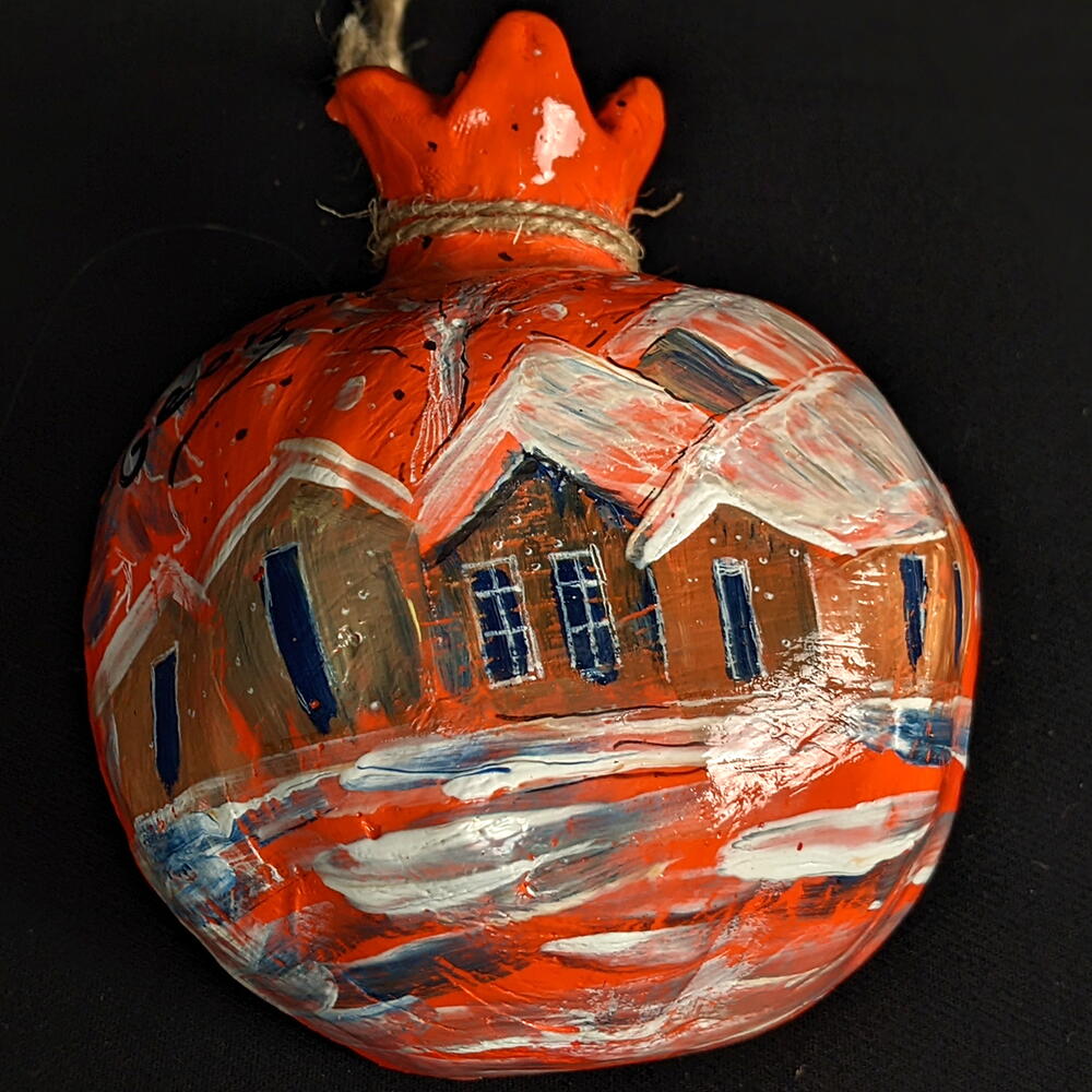 Artistic statuette "Orange city"