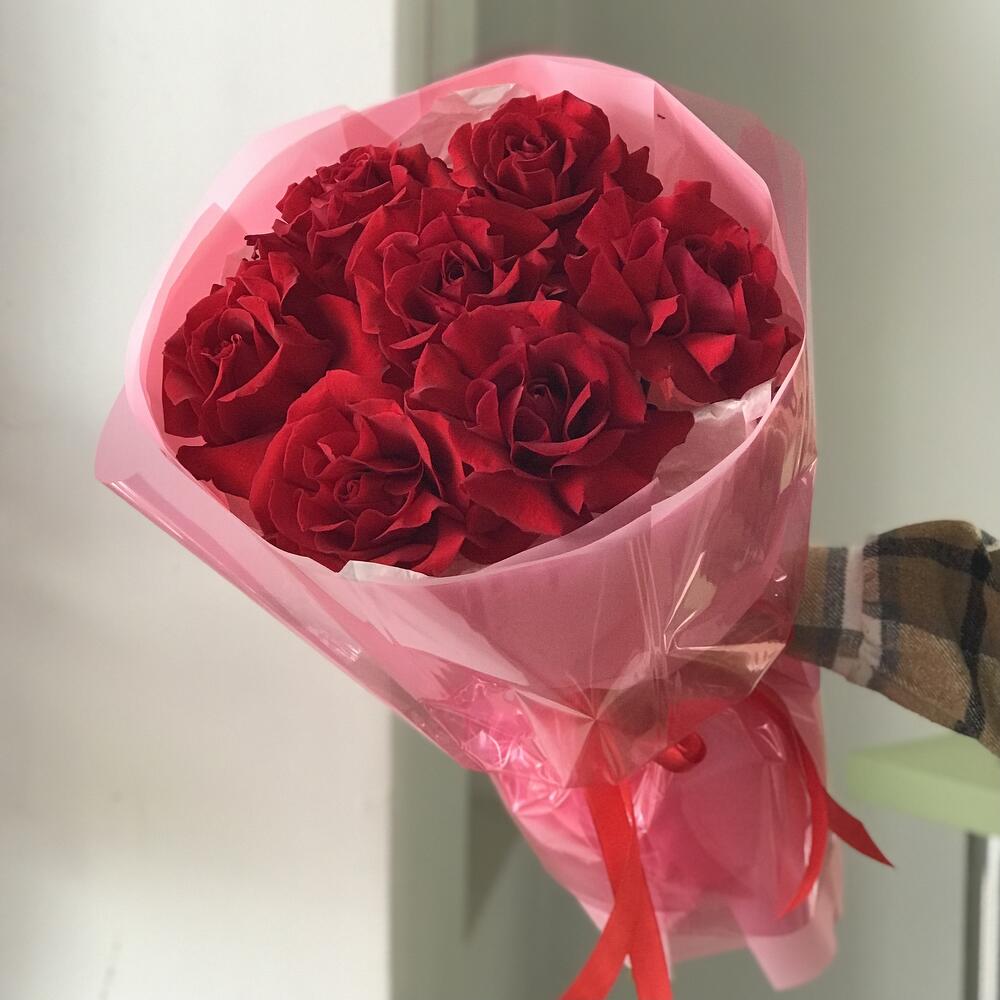 7 красных французских роз Buket flowers