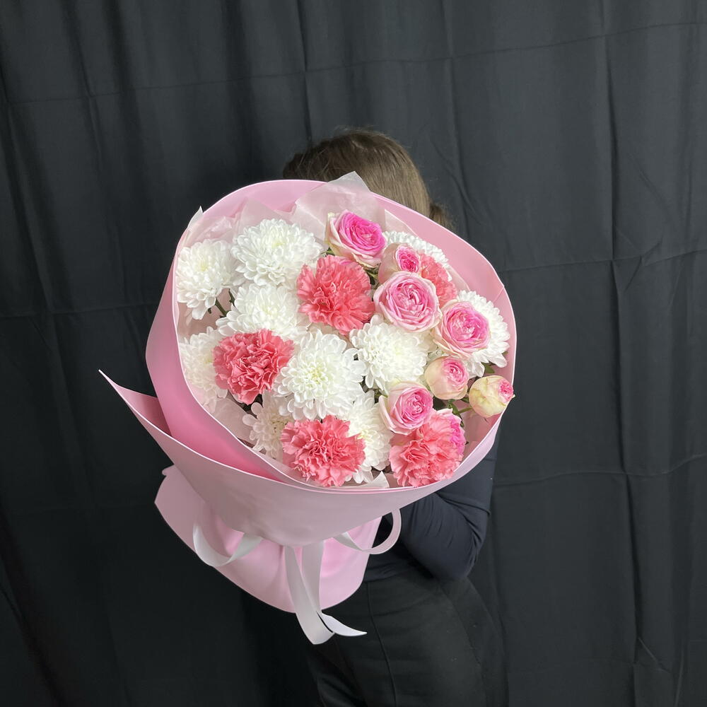 💗 Букет из стойкого состава: хризантема, диантус и кустовая роза