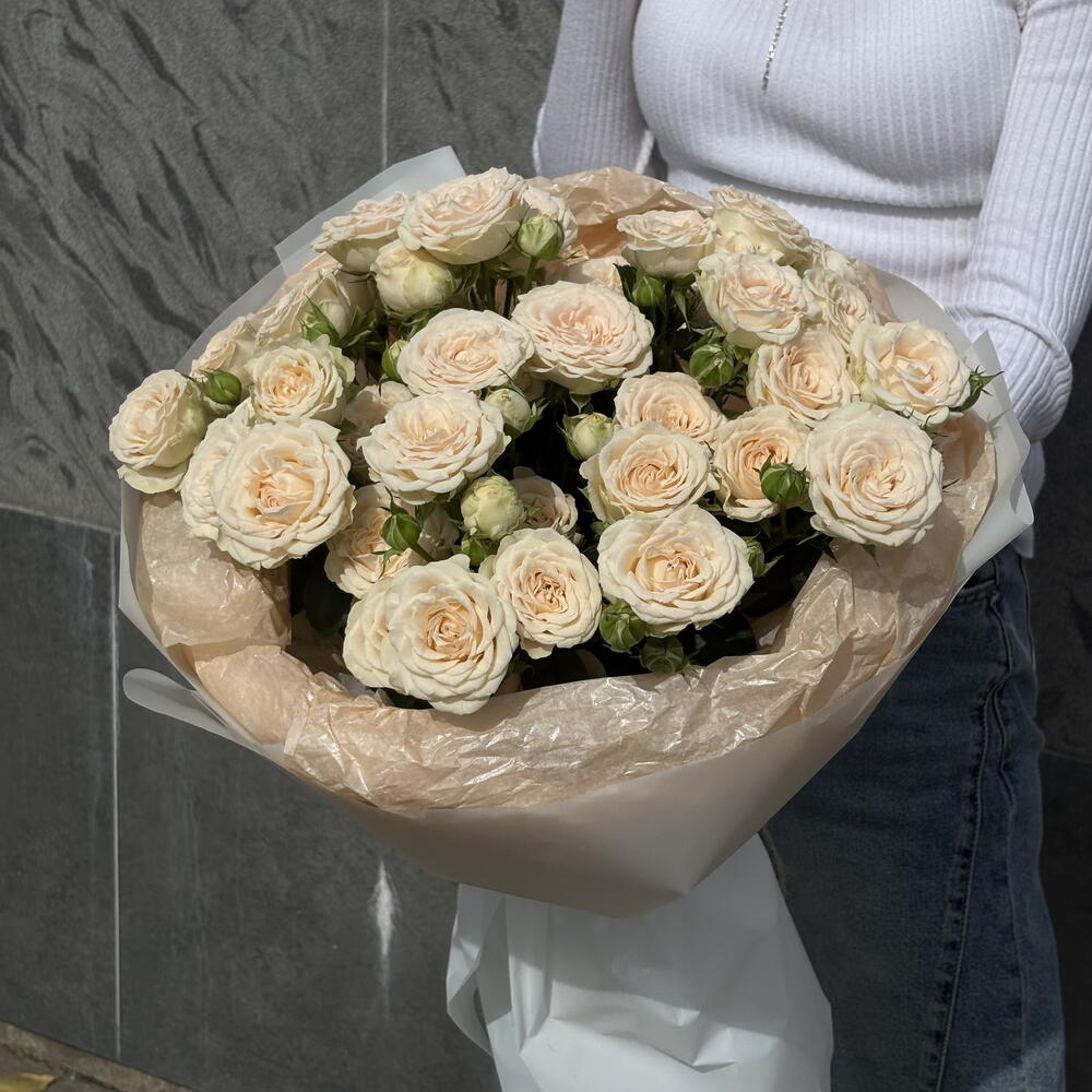 Монобукет из 7 кустовых роз София