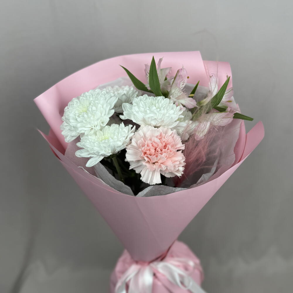 Букет комплимент. Хризантема, альстромерия, диантус🎀