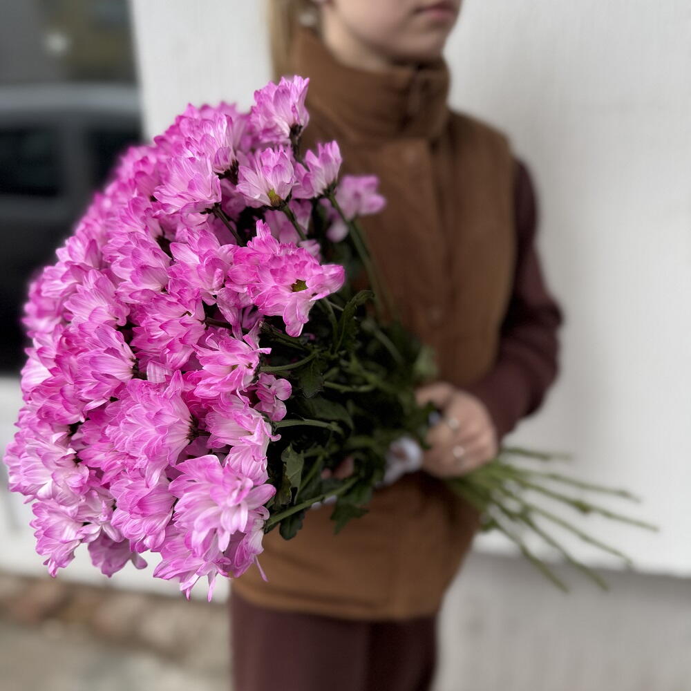 Букет из розовых хризантем