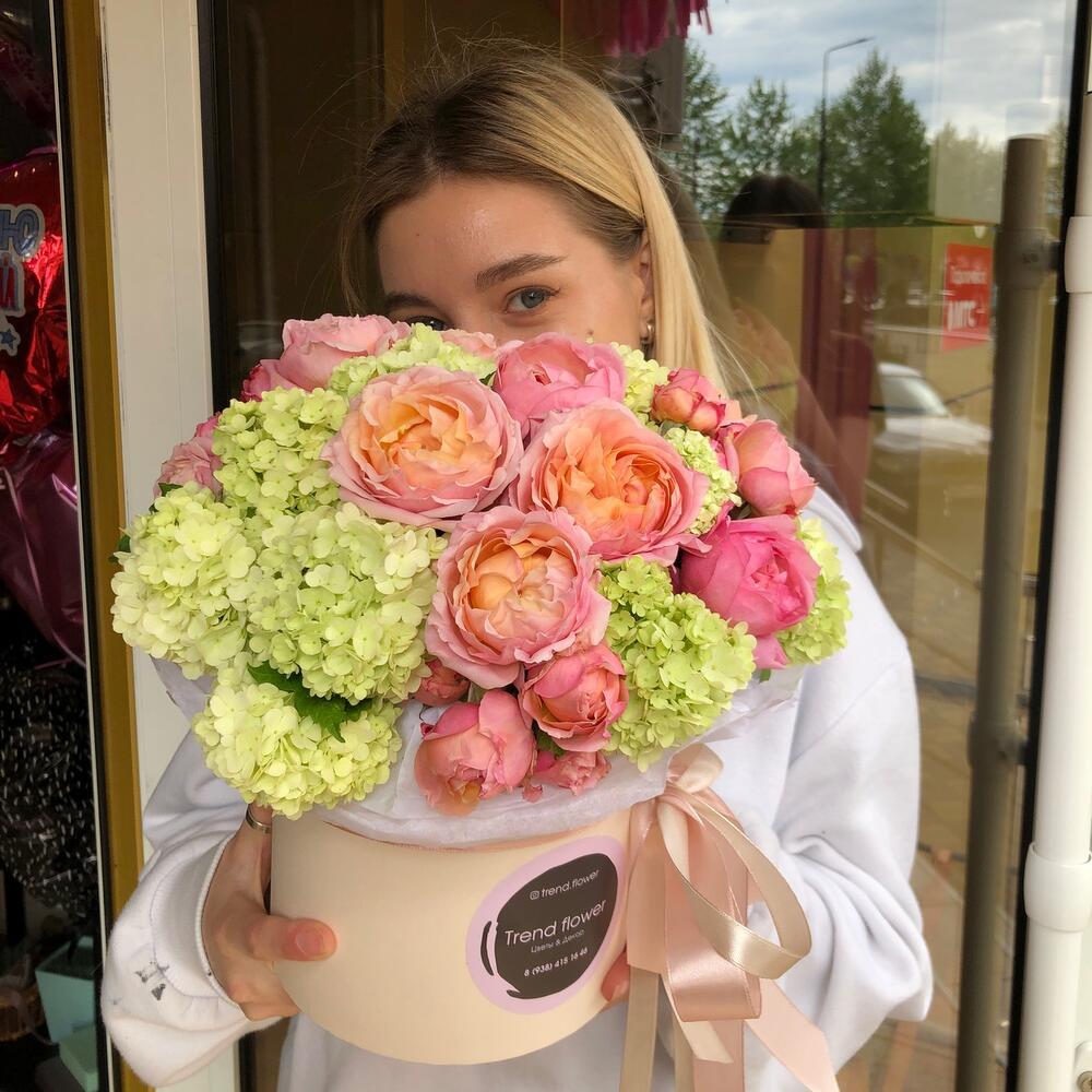 Цветы в коробке
