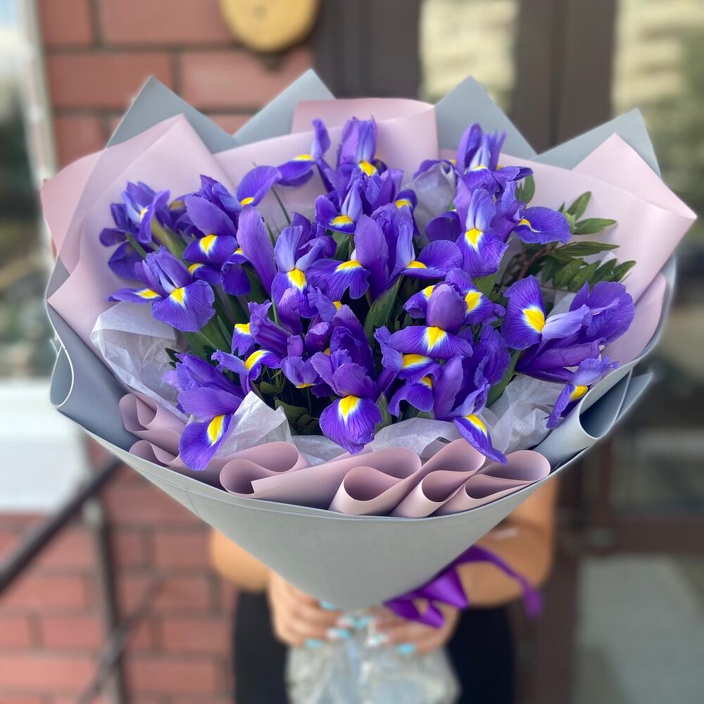 Букет ирисов 💐