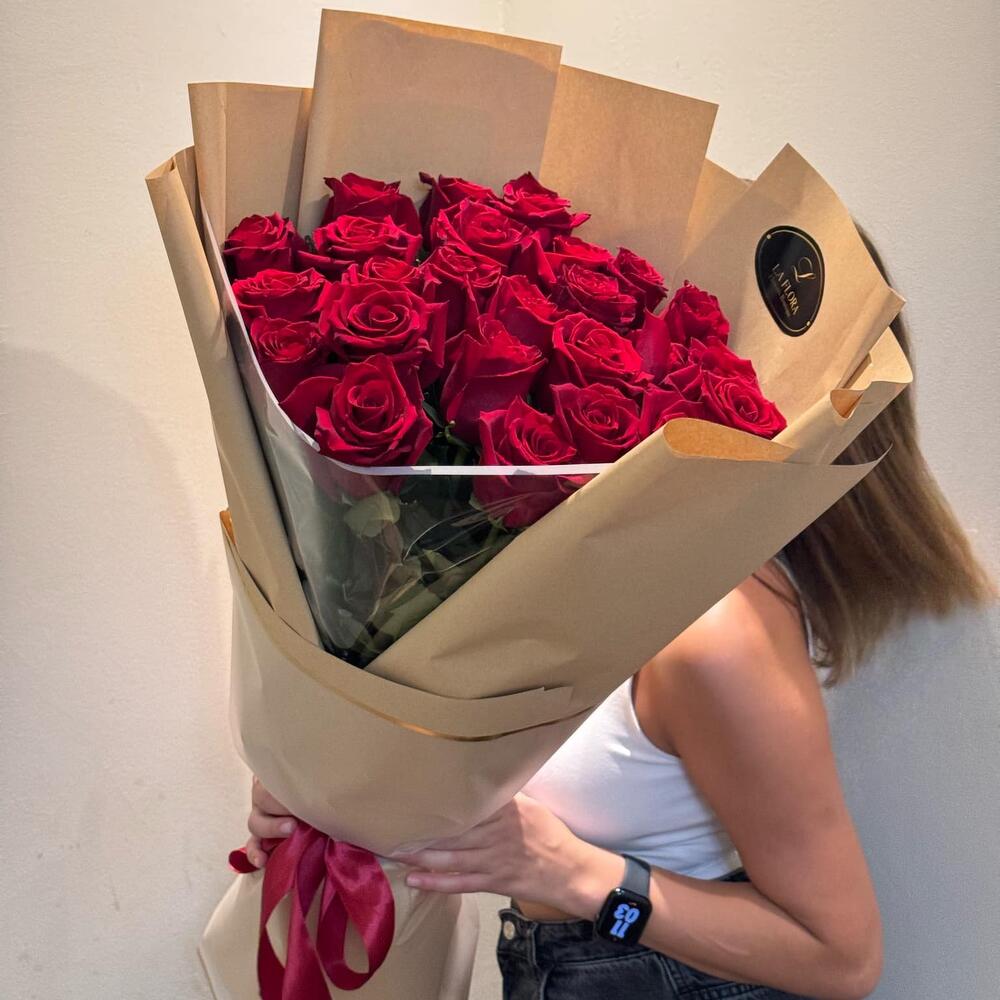 25 red roses in craft wrapp
