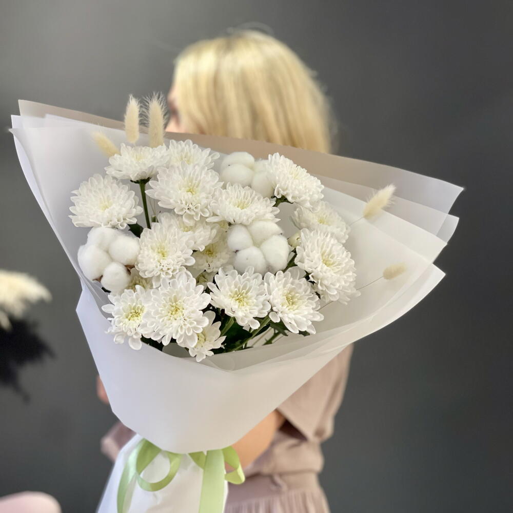 ❗️❗️СУПЕР ЦЕНА❗️❗️ Букет комплимент из БЕЛЫХ ХРИЗАНТЕМ с хлопком