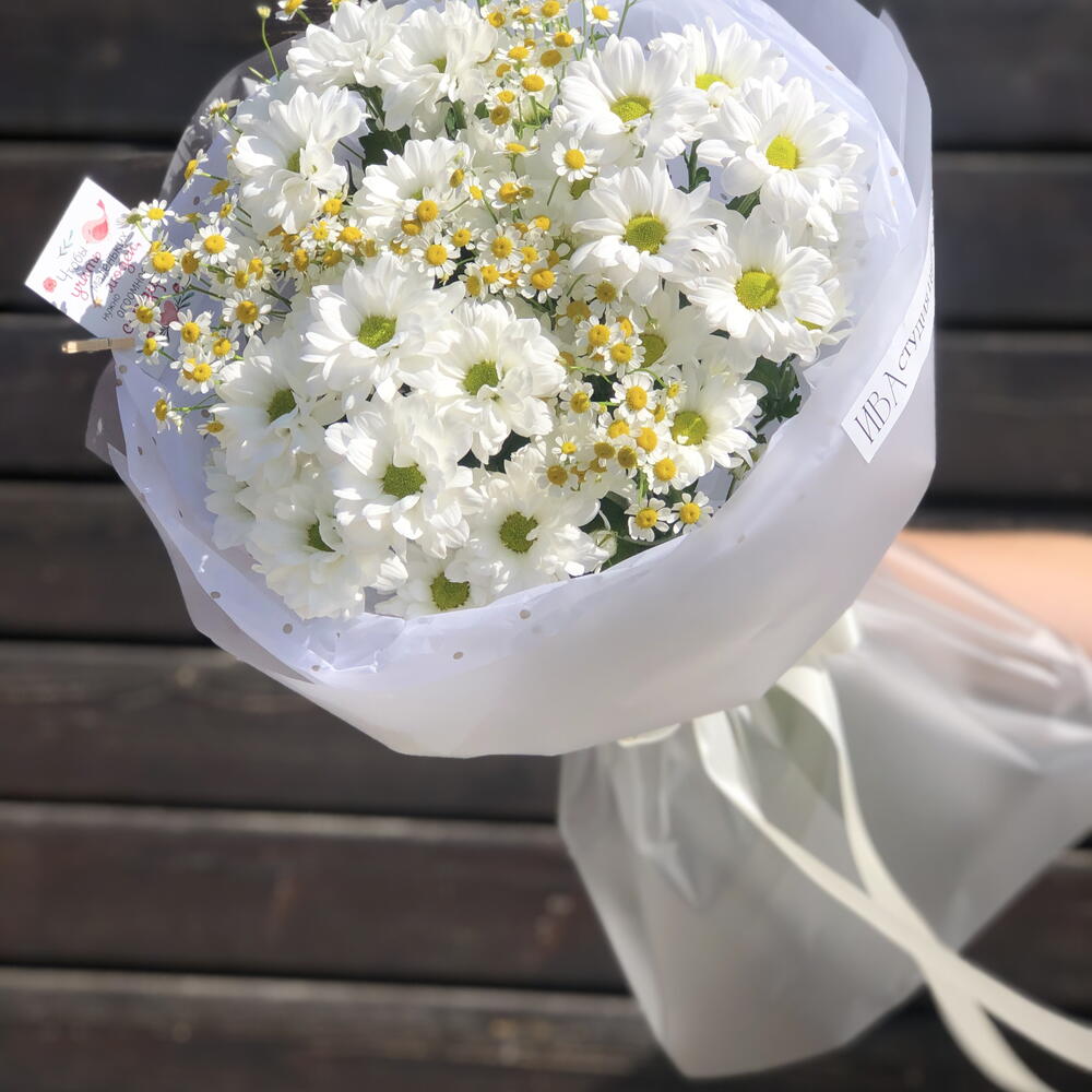 Нежный букет-комплимент с ромашками на 1 сентября 🌼🍁