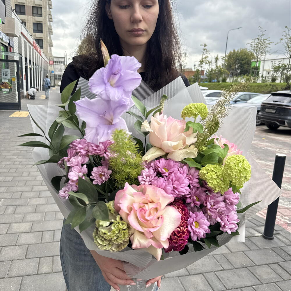 Букет с гладиолусом