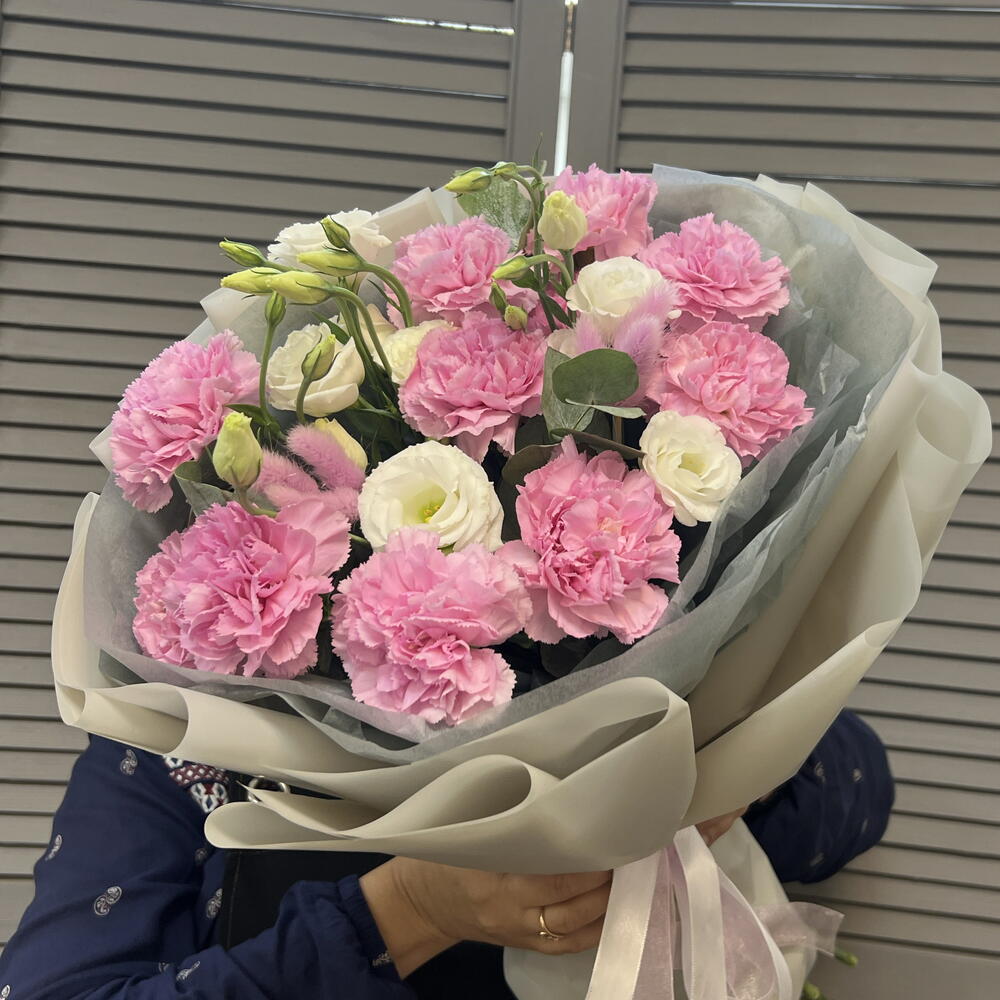 Диантусы с эустомой💞