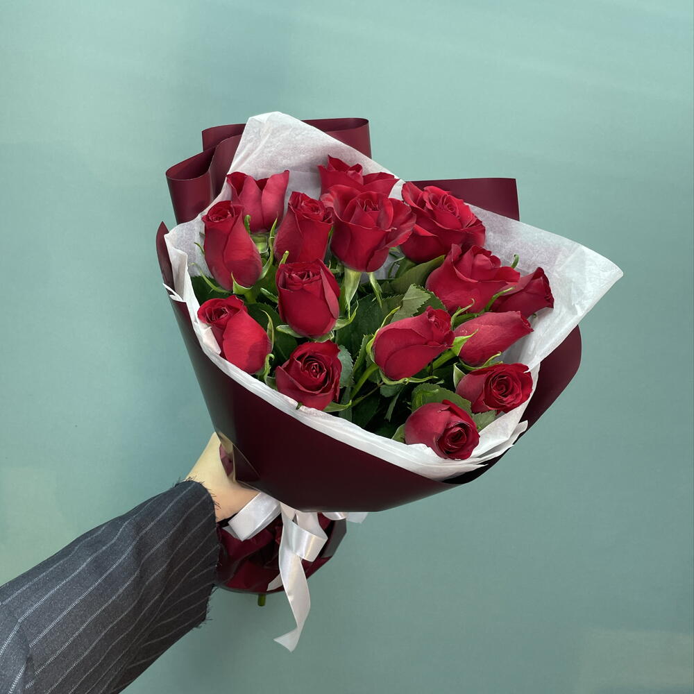 Красные розы Кения 15