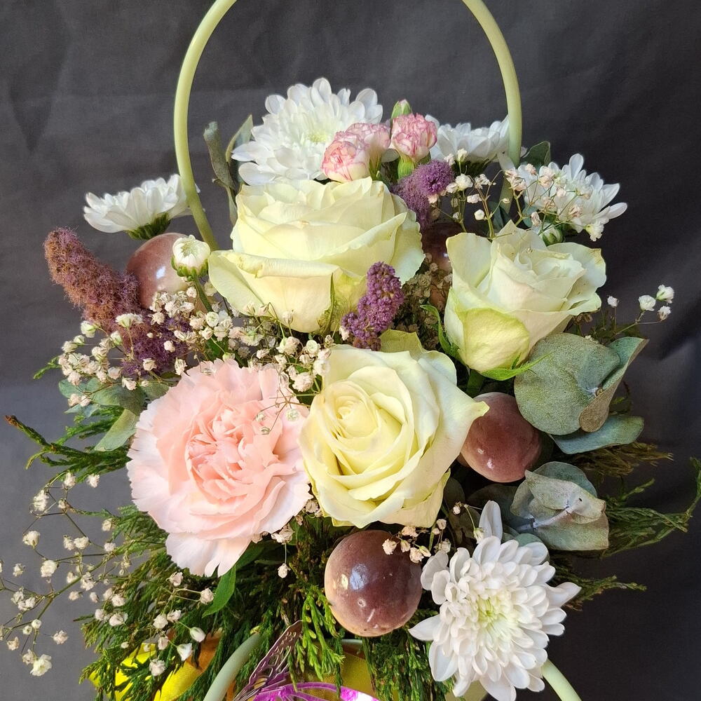 Сумочка белых цветов 💐