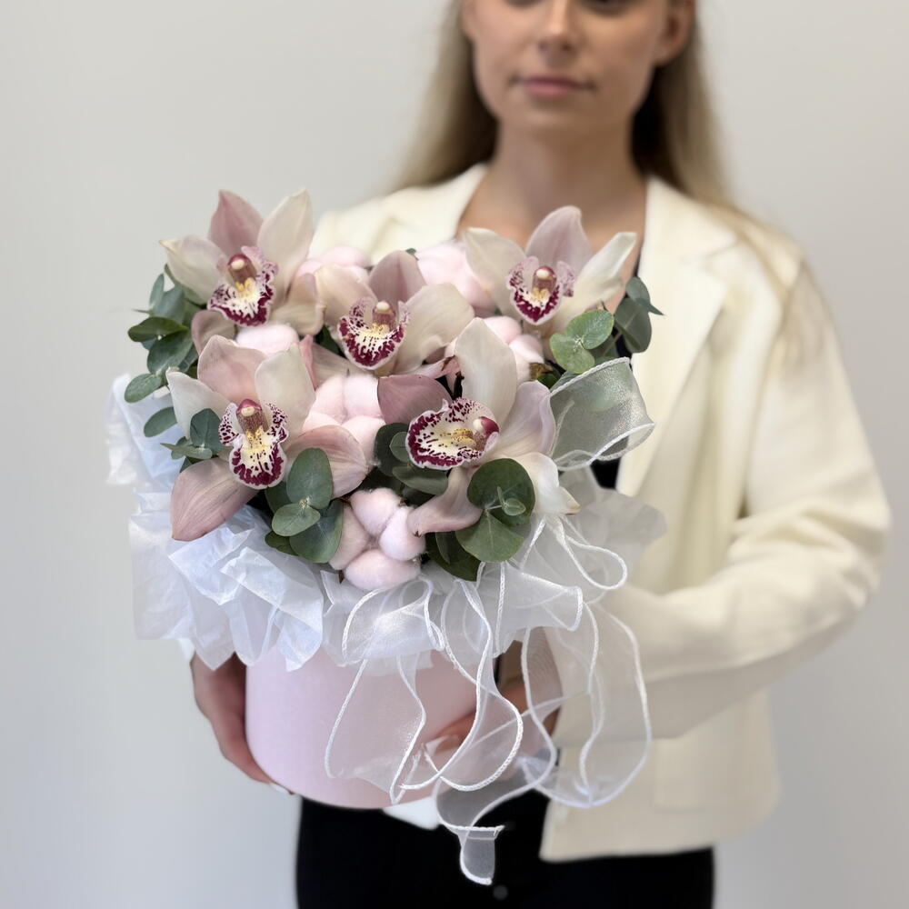 Композиция «Счастье в шляпе 🎁🎩» из Орхидеи, хлопка и ароматным эвкалиптом 🌸