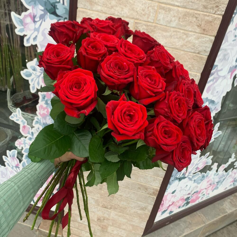 Красные розы 23
