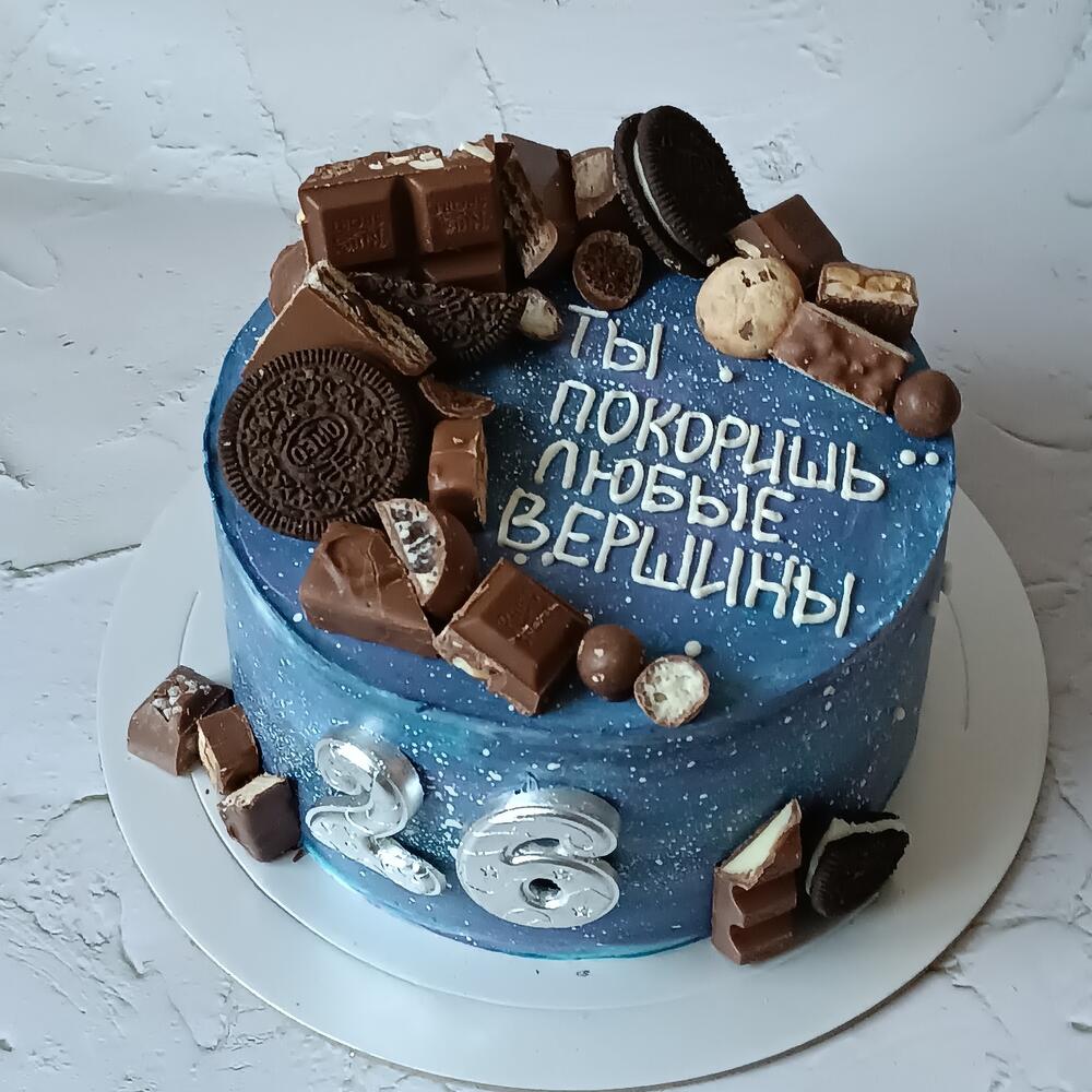Торт 1,5 кг с сладким декором Космос
