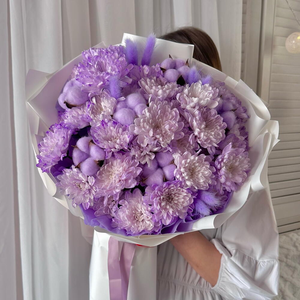 Авторский букет: сиреневая хризантема 🌸Размер М