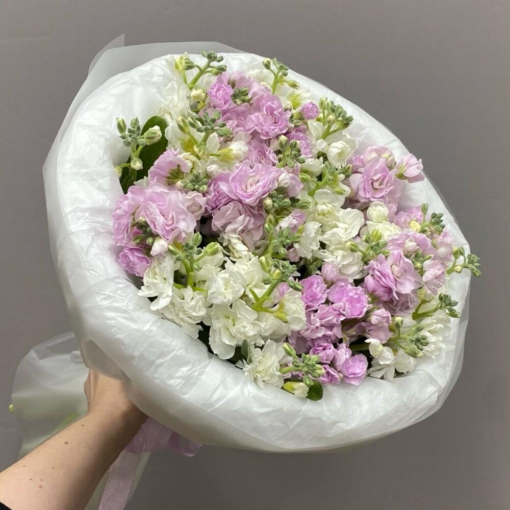 Авторский букет из ароматной маттиолы 💕