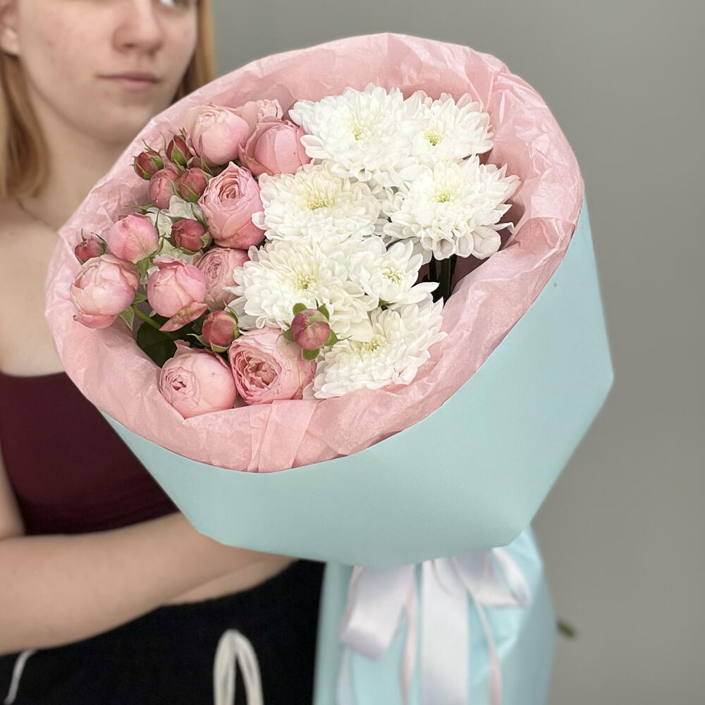 Букет с кустовыми розами 💕