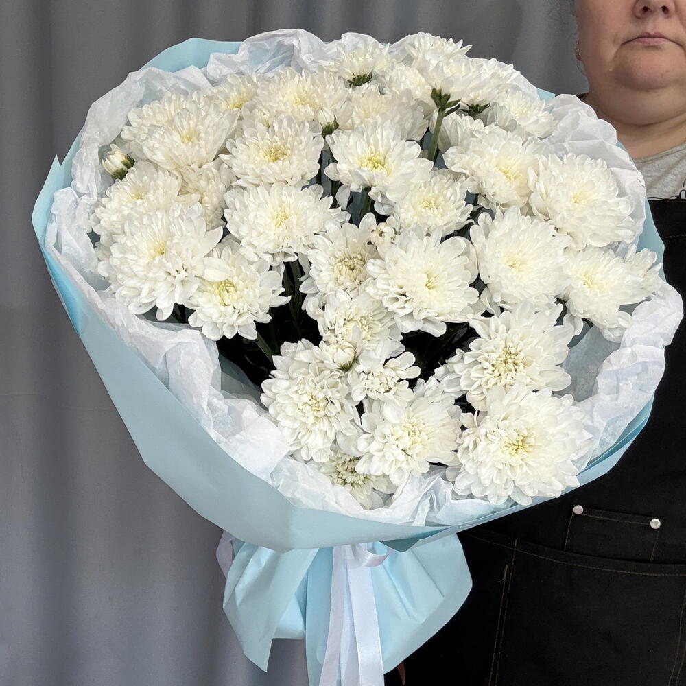 Букет белых хризантем