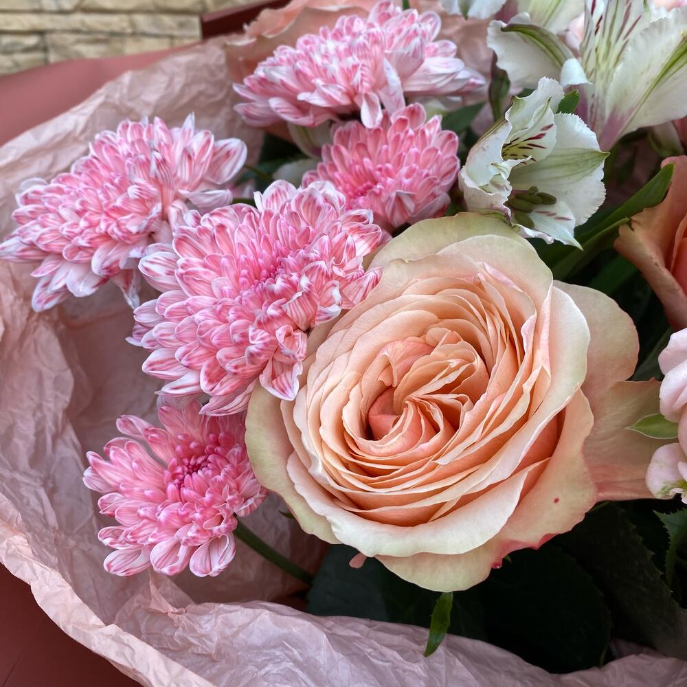 Букет Роза пионовидная с цветами микс, Цветы и подарки Улан-Удэ ...