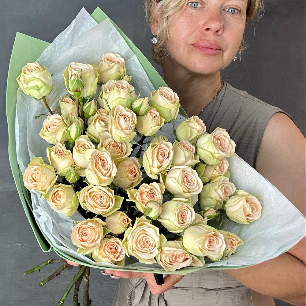 Розы кустовые