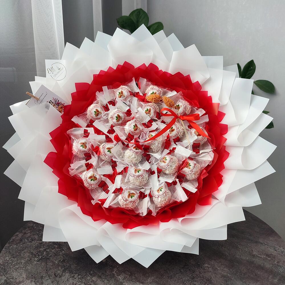 Букет мз конфет Waferello