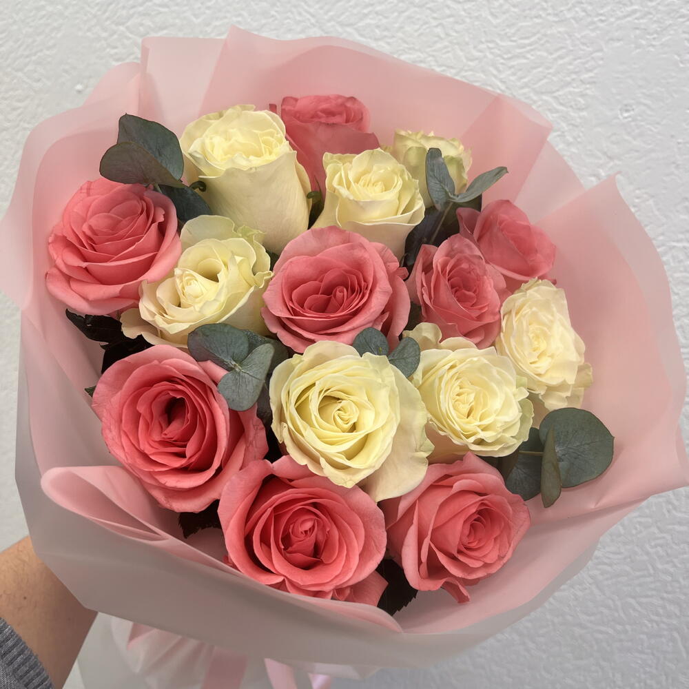 Микс роз с эвкалиптом💖💖💖
