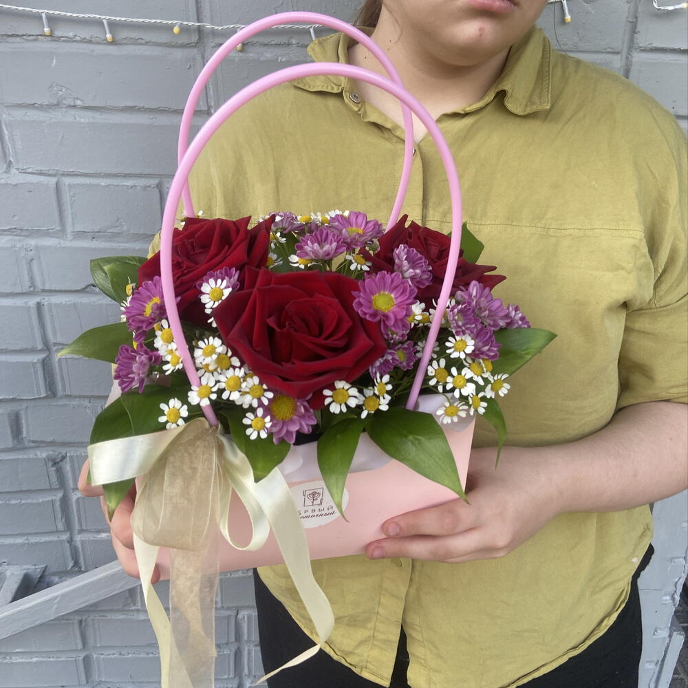 Сумочка с красной розой